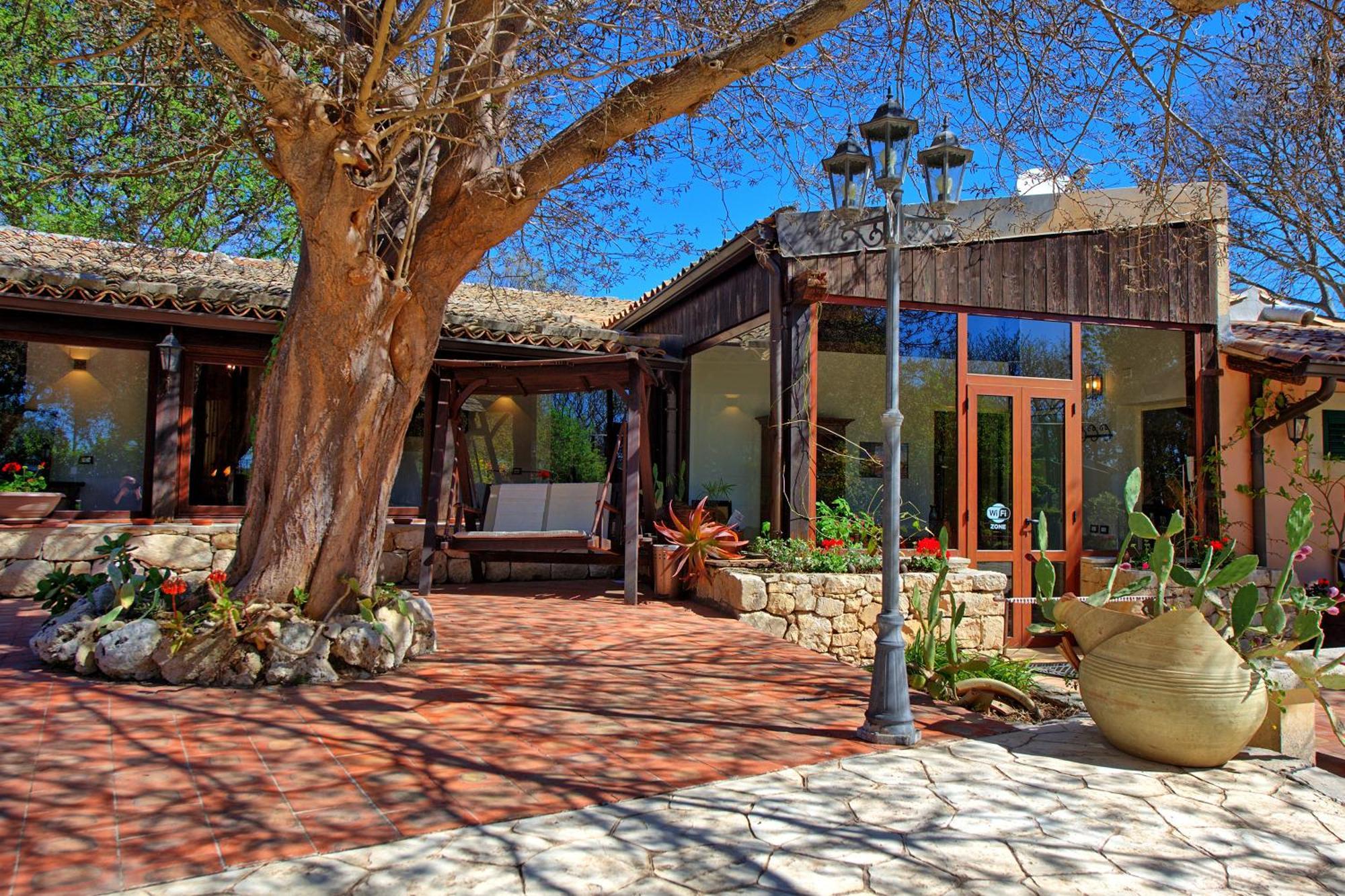 Villa Maddalena By Posarellivillas Palazzolo Acreide Ngoại thất bức ảnh